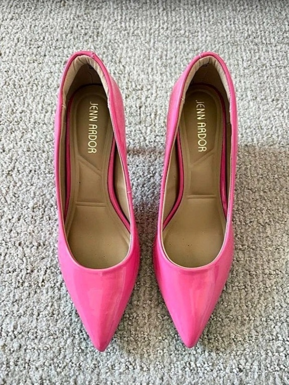 Pointed-Toe Heels in Pink